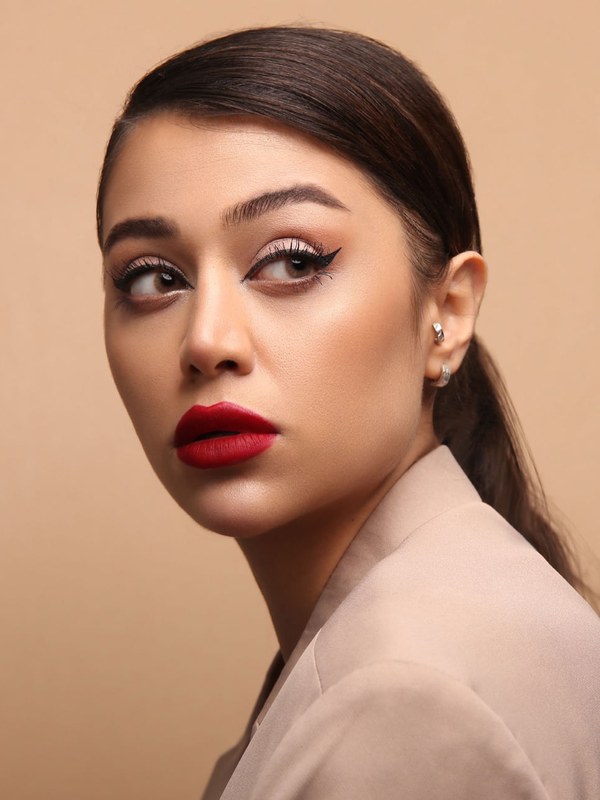 Magnifique magazine beauty editorial shot by Masoud Aminian